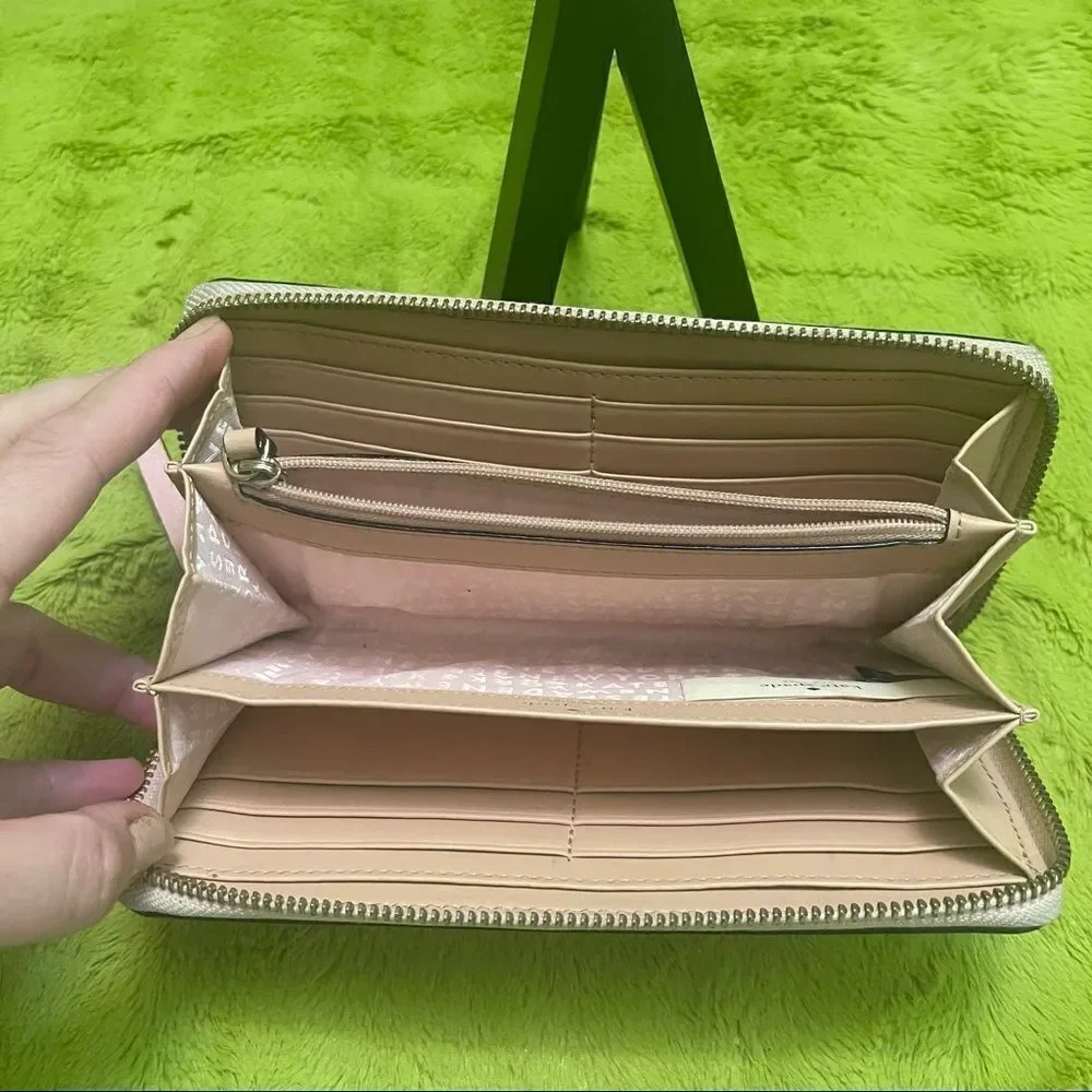 Kate Spade New York Wallet